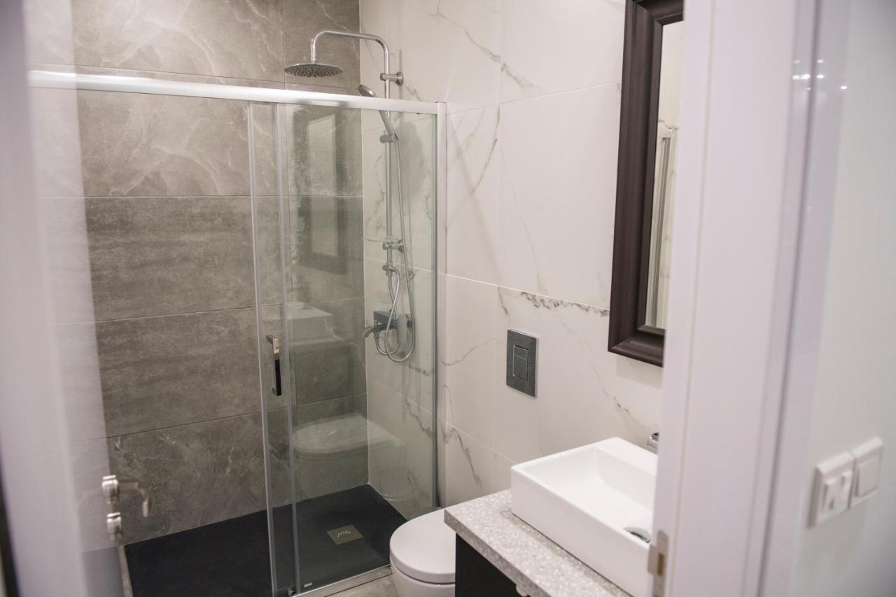 Skin Suites-Luxury Living Nicosia Exterior photo