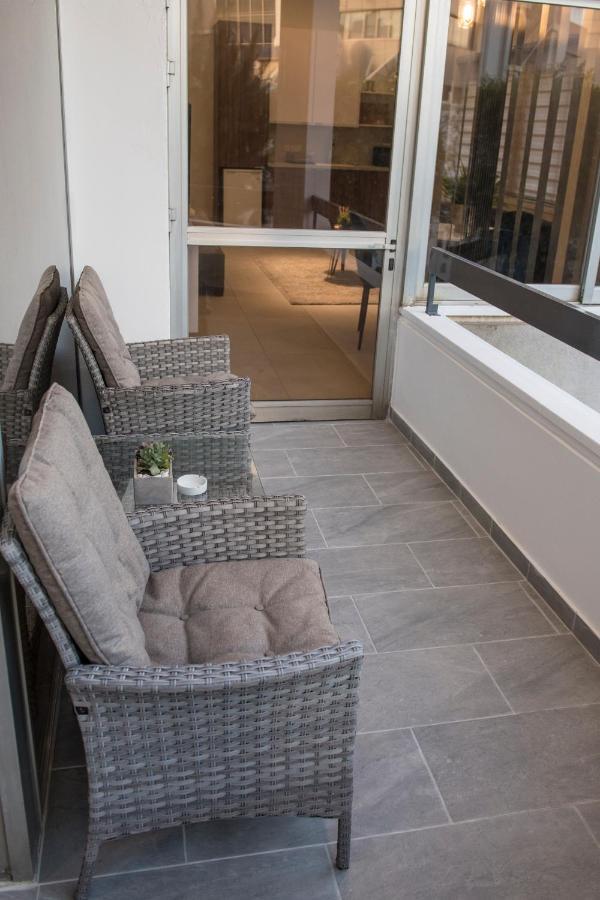Skin Suites-Luxury Living Nicosia Exterior photo